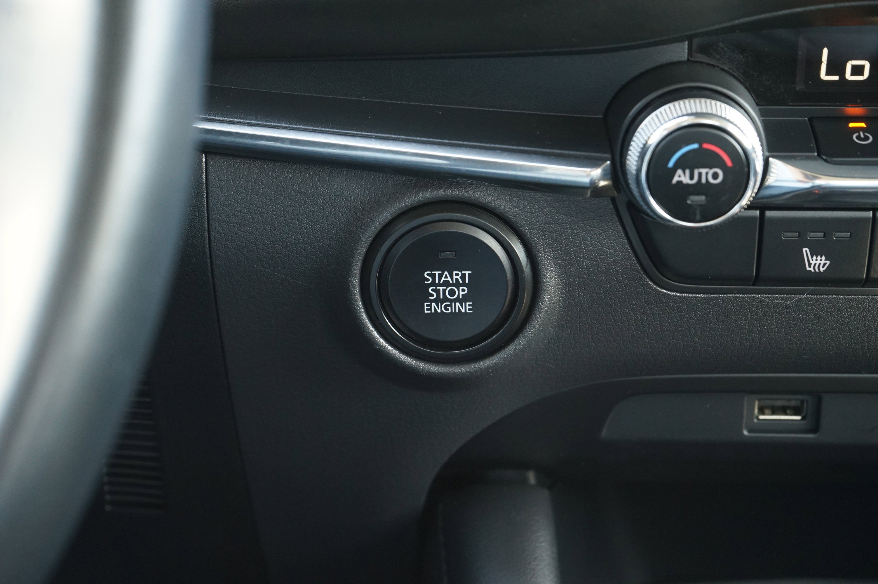 Used 2020 MAZDA MAZDA3 AWD Sedan w/ Premium Package image 25