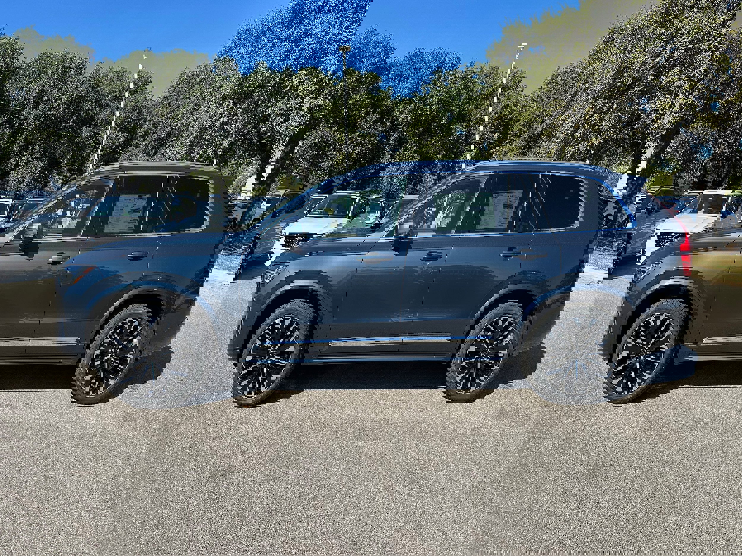 New 2026 Volvo XC90 B5 Core image 3