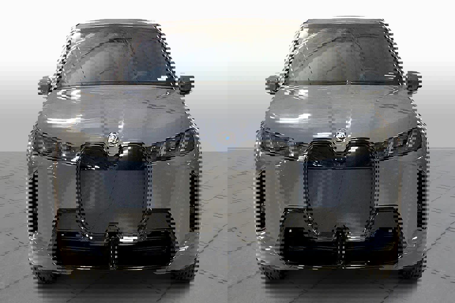 New 2026 BMW iX xDrive45 w/ M Sport Package image 3