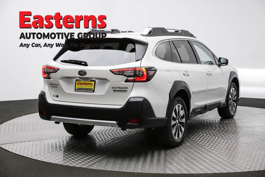 Used 2023 Subaru Outback Touring XT AWD/4WD image 5
