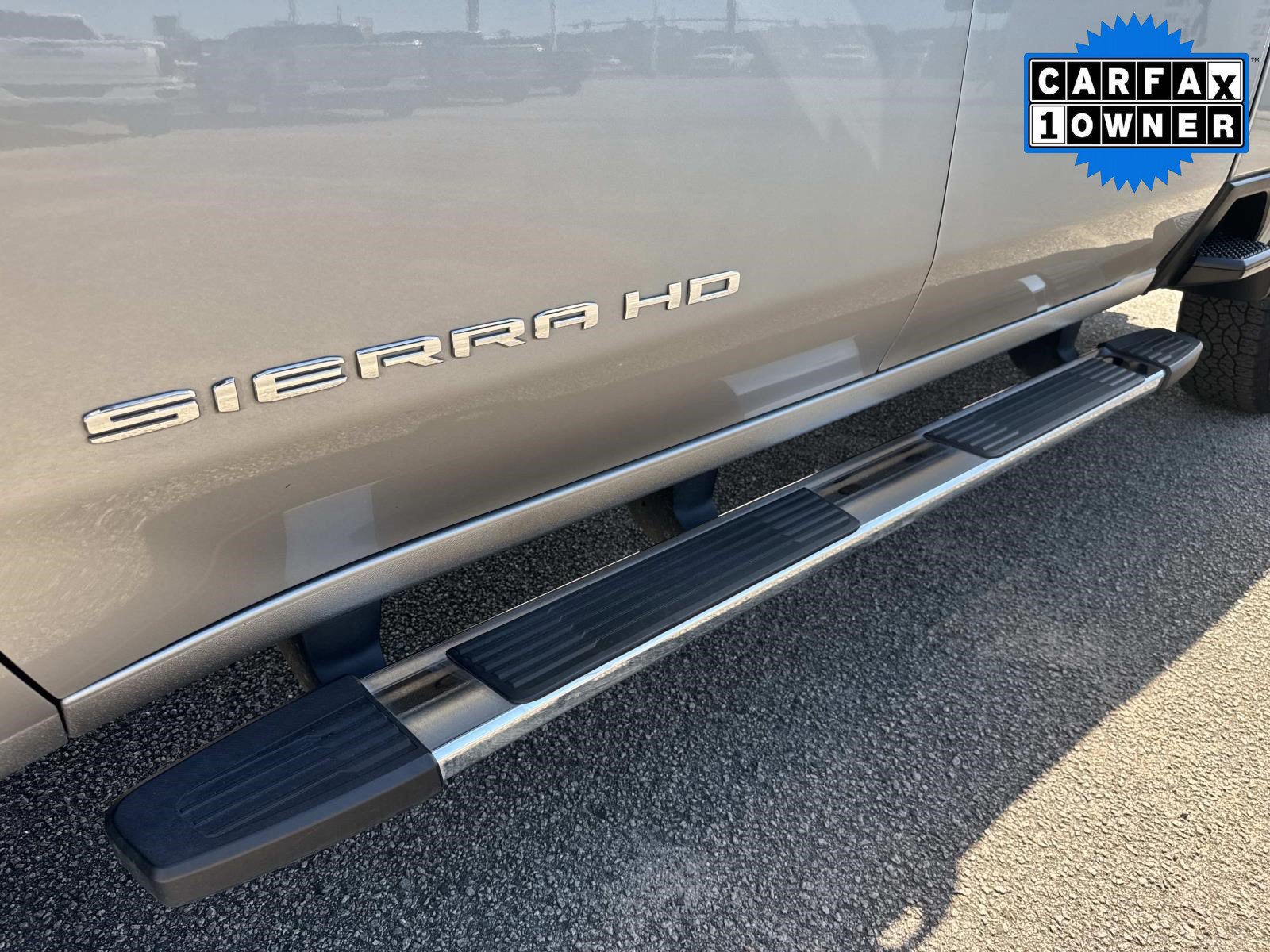 Used 2025 GMC Sierra 2500 SLT AWD/4WD image 12