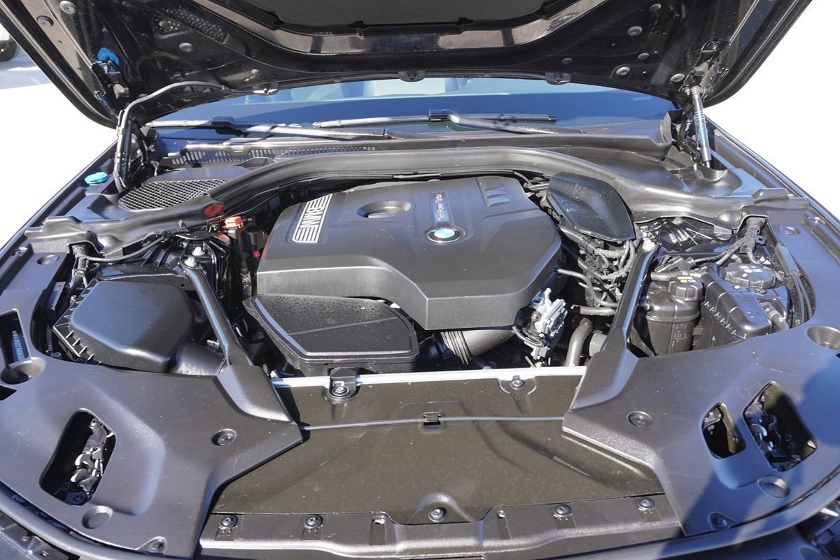 Used 2018 BMW 530i RWD image 4