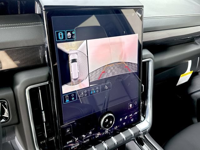 New 2026 GMC Yukon XL Elevation w/ Elevation Premium Package AWD/4WD image 16
