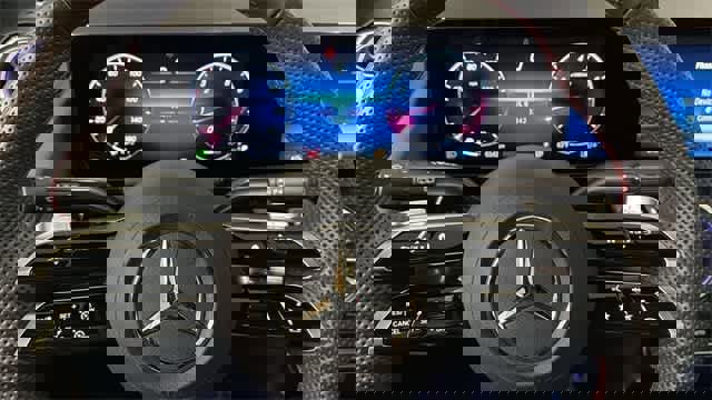 Certified 2025 Mercedes-Benz GLA 250 4MATIC image 17