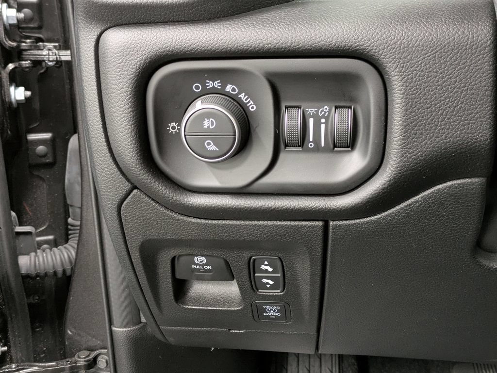Used 2026 RAM 1500 Laramie w/ Night Edition AWD/4WD image 21