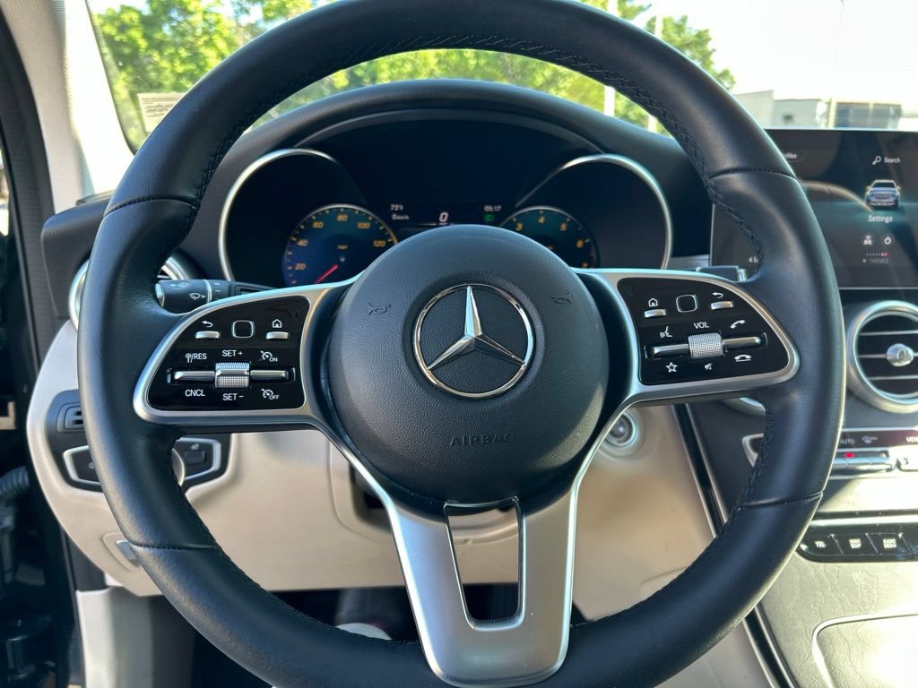 Used 2022 Mercedes-Benz GLC 300 4MATIC image 10