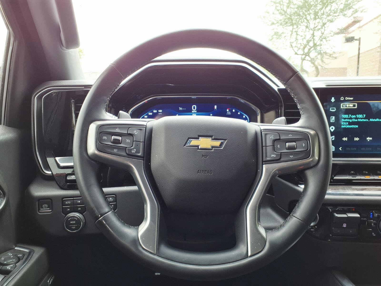 Used 2023 Chevrolet Silverado 1500 LTZ w/ LTZ Premium Package AWD/4WD image 19