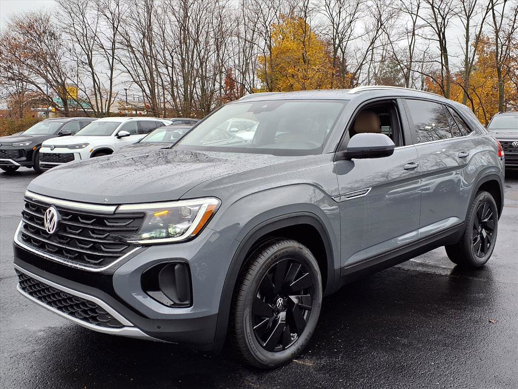 New 2026 Volkswagen Atlas Cross Sport SE image 3