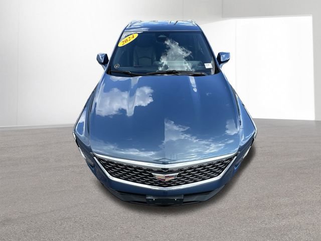 Used 2024 Cadillac XT4 Premium Luxury image 32