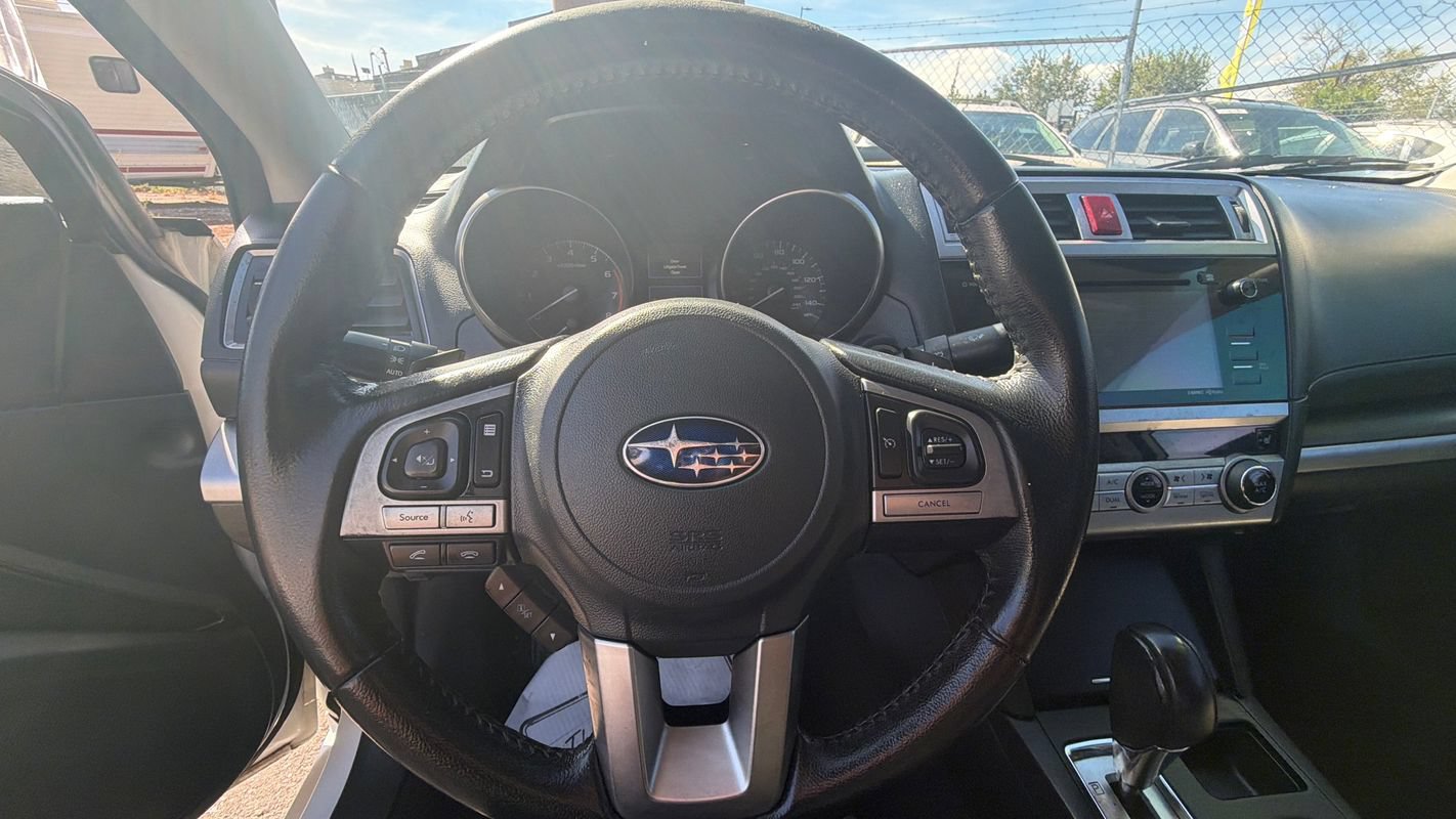 Used 2015 Subaru Legacy 2.5i Limited AWD/4WD image 15