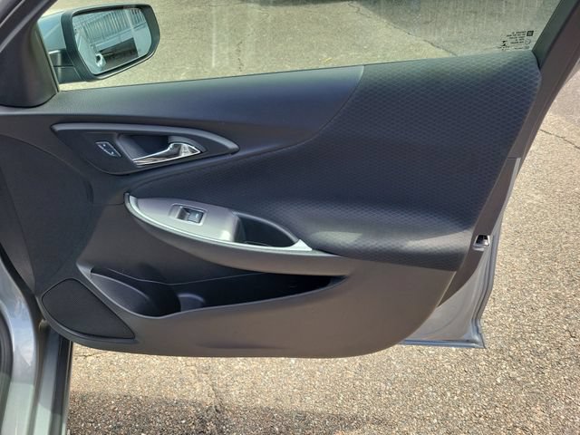 Used 2024 Chevrolet Malibu LT FWD image 35