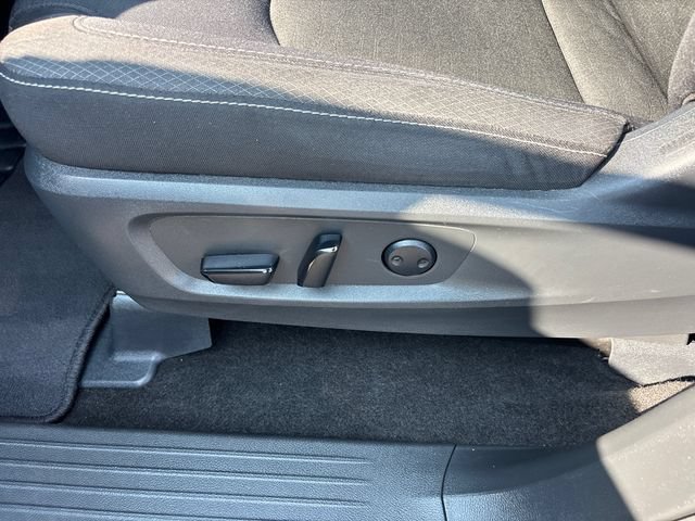 Used 2024 Nissan Pathfinder SV FWD image 7