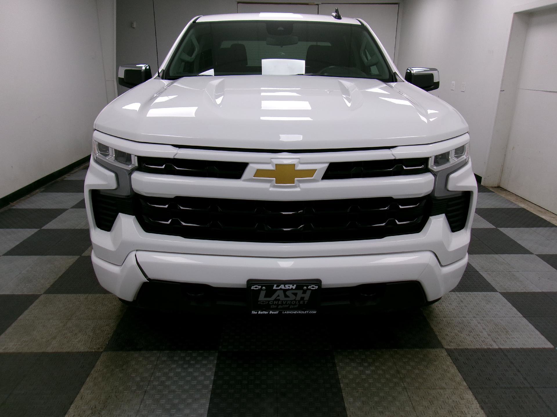 Used 2024 Chevrolet Silverado 1500 LT w/ Work Truck Package image 15