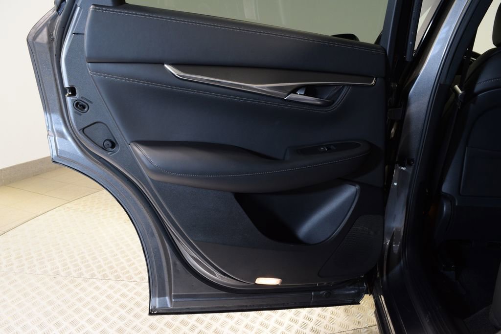 Certified 2025 INFINITI QX55 Luxe w/ Cargo Package image 26