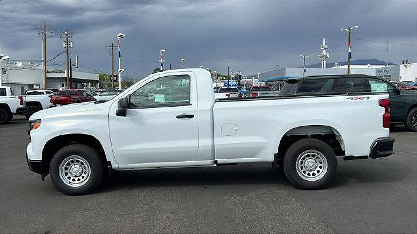 New 2026 Chevrolet Silverado 1500 W/T image 9