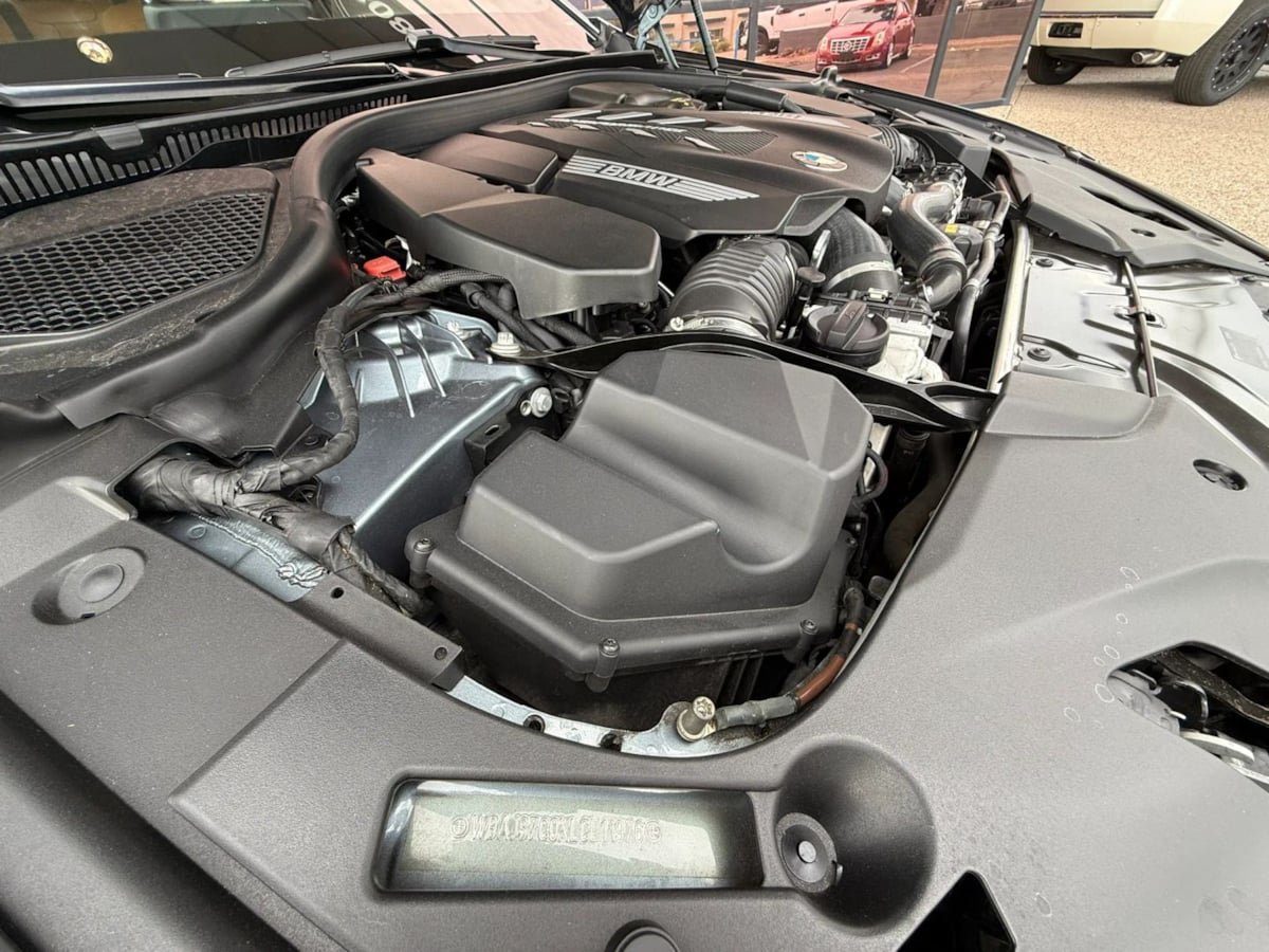 Used 2020 BMW M550i xDrive w/ Executive Package AWD/4WD image 24