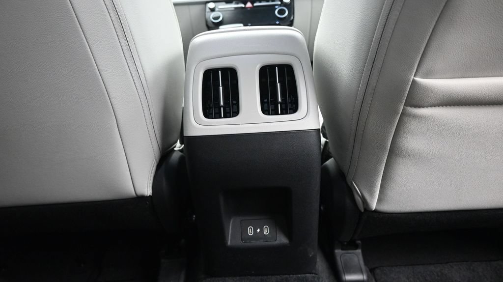 Used 2025 Hyundai Tucson SEL FWD image 16