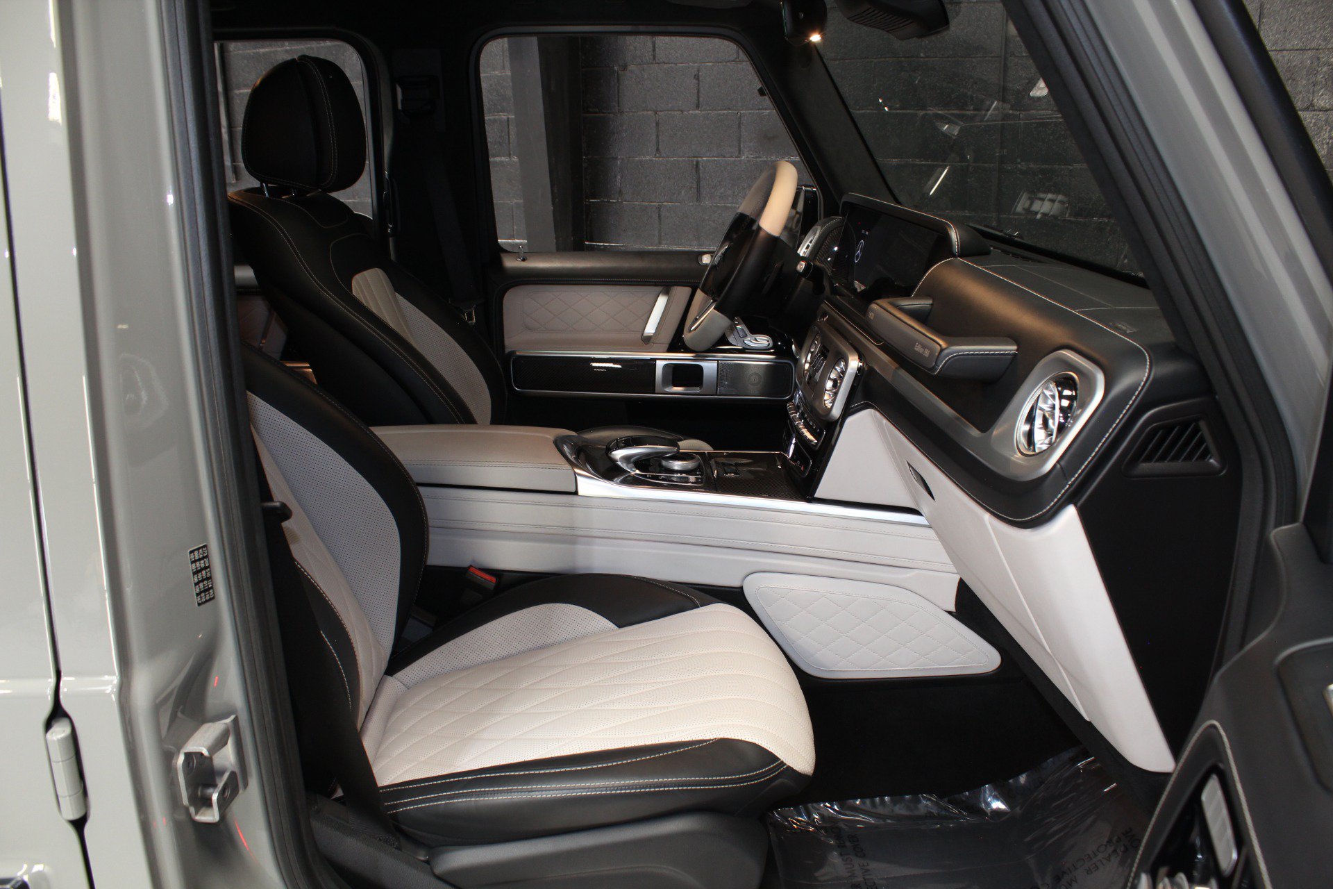 Used 2021 Mercedes-Benz G 550 image 49