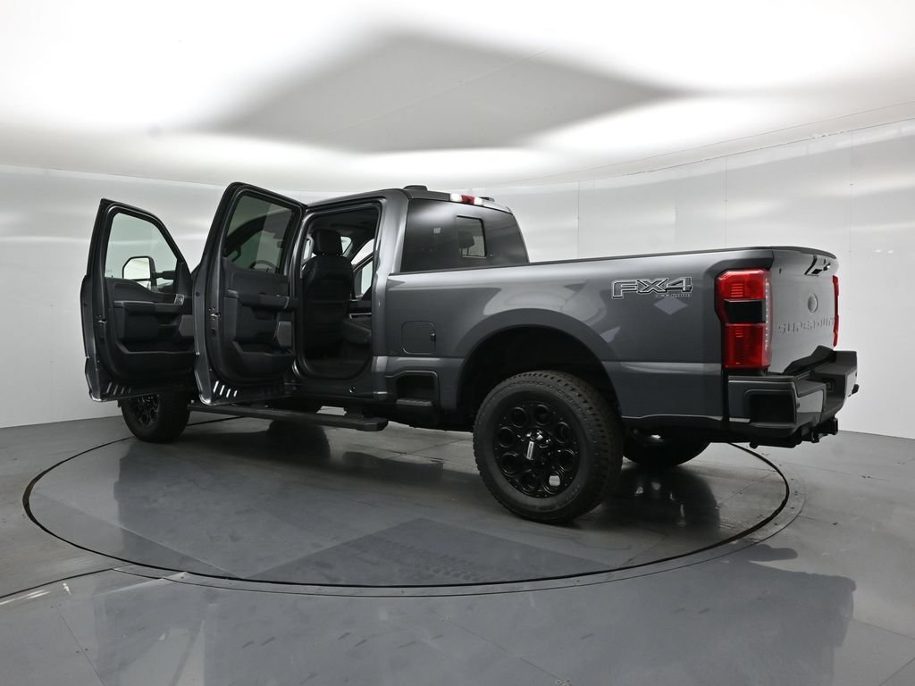 New 2026 Ford F250 Lariat w/ Black Appearance Package AWD/4WD image 33