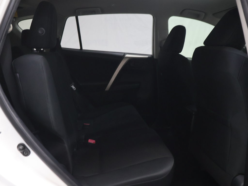 Used 2015 Toyota RAV4 LE FWD image 12