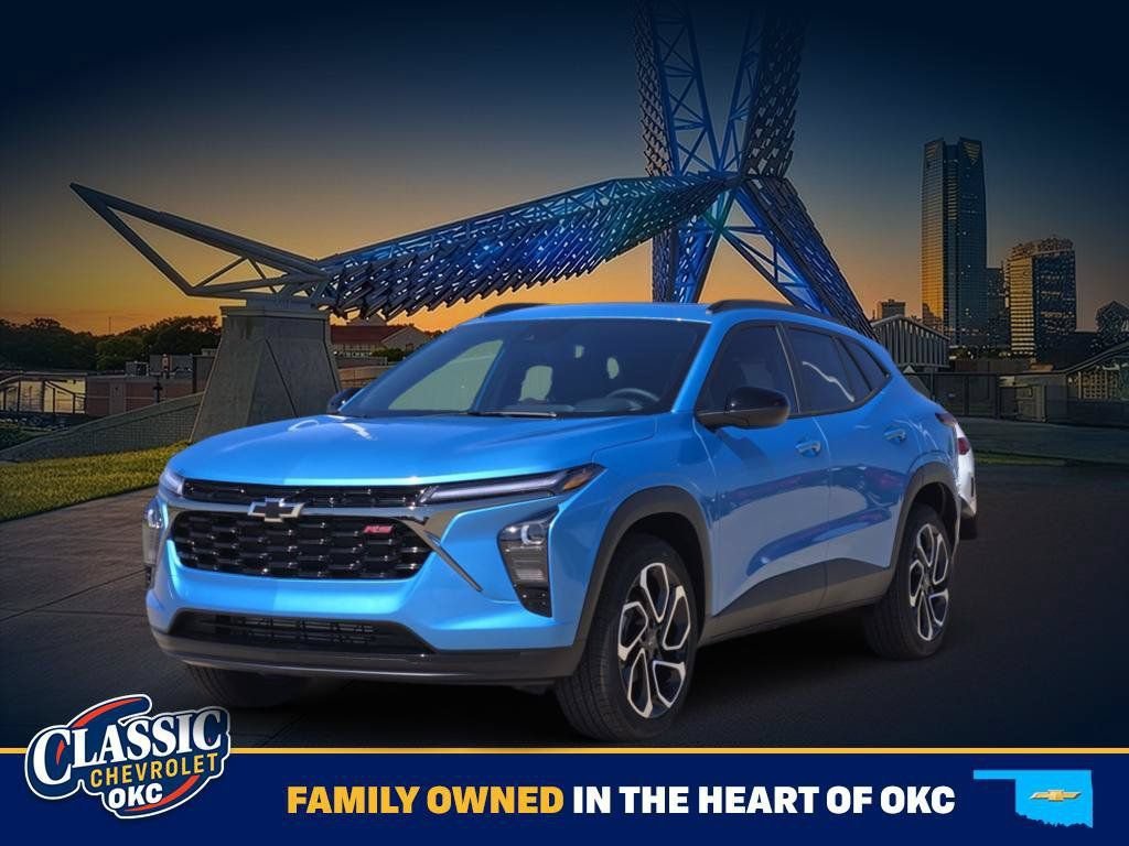 New 2026 Chevrolet Trax RS w/ Sunroof Package FWD image 2