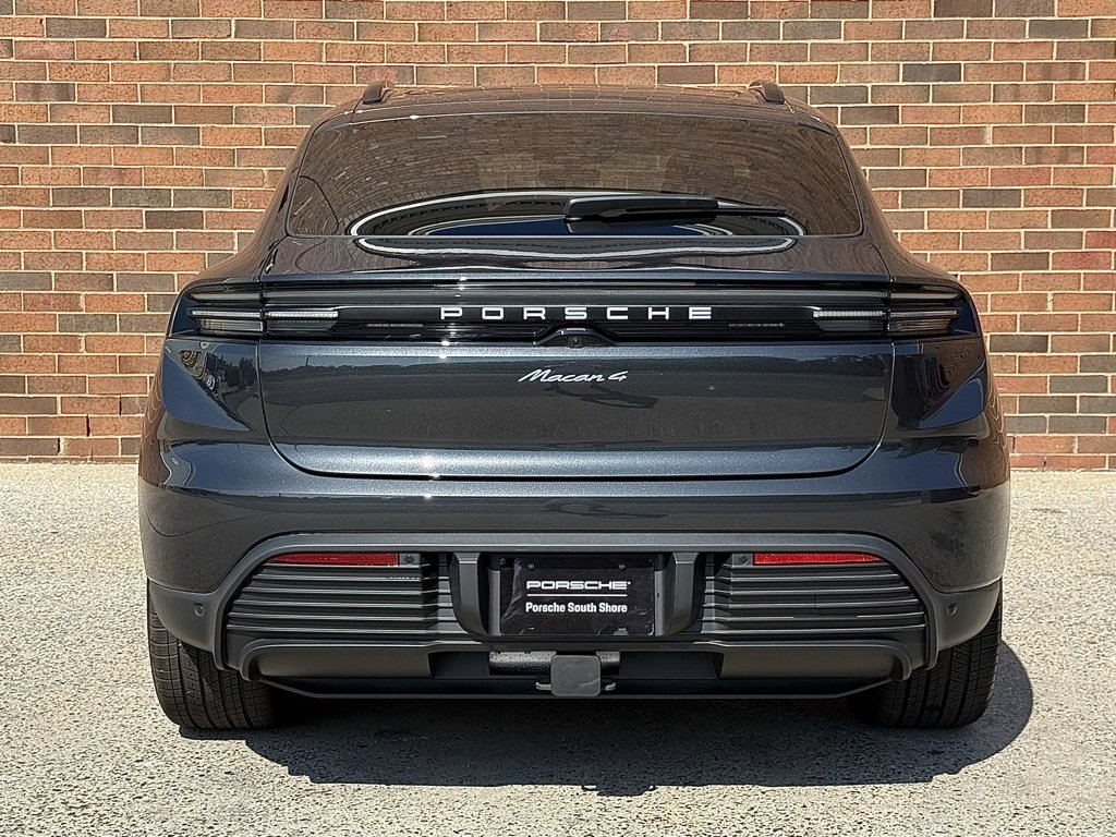 New 2024 Porsche Macan 4 Electric image 6