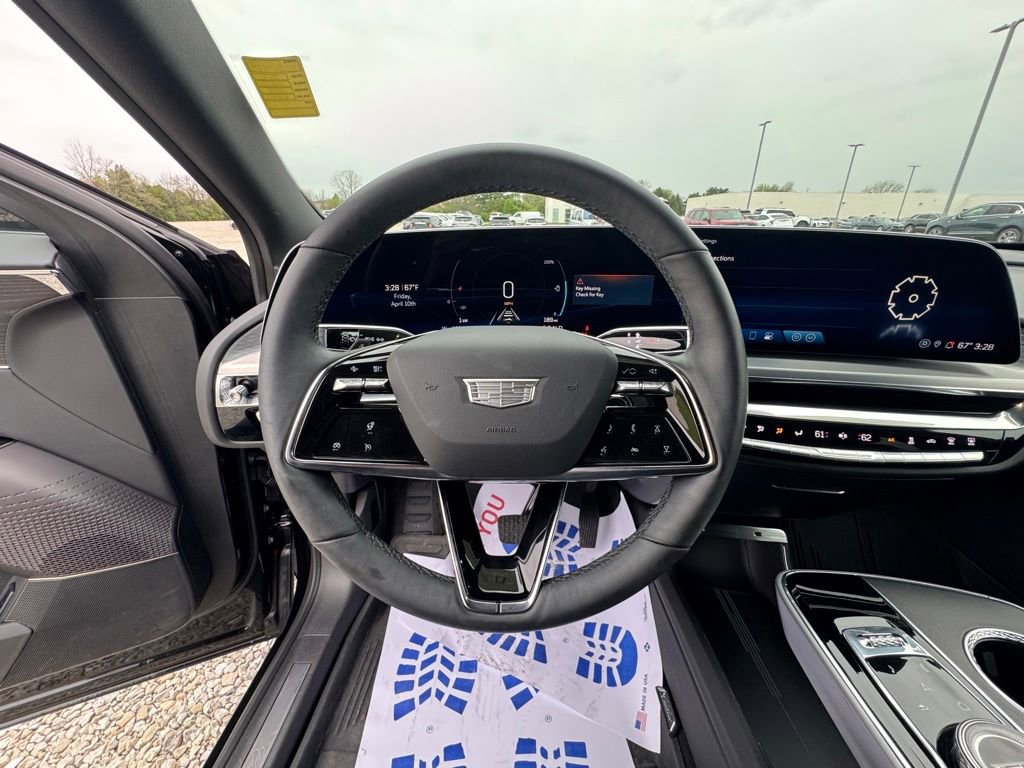 Certified 2024 Cadillac Lyriq Luxury image 19