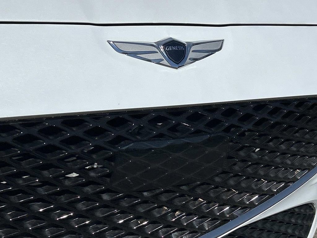 Used 2023 Genesis G70 2.0T w/ Sport Prestige Package image 11
