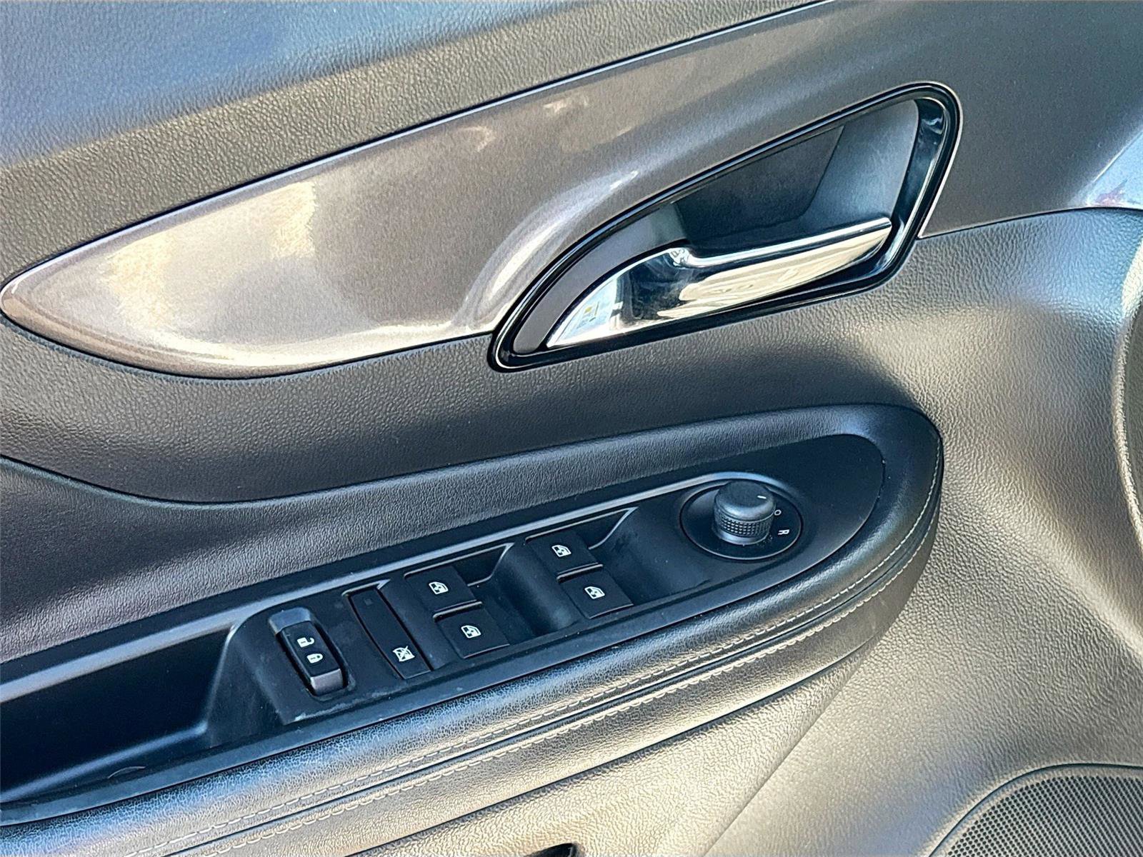 Used 2019 Buick Encore Preferred image 18