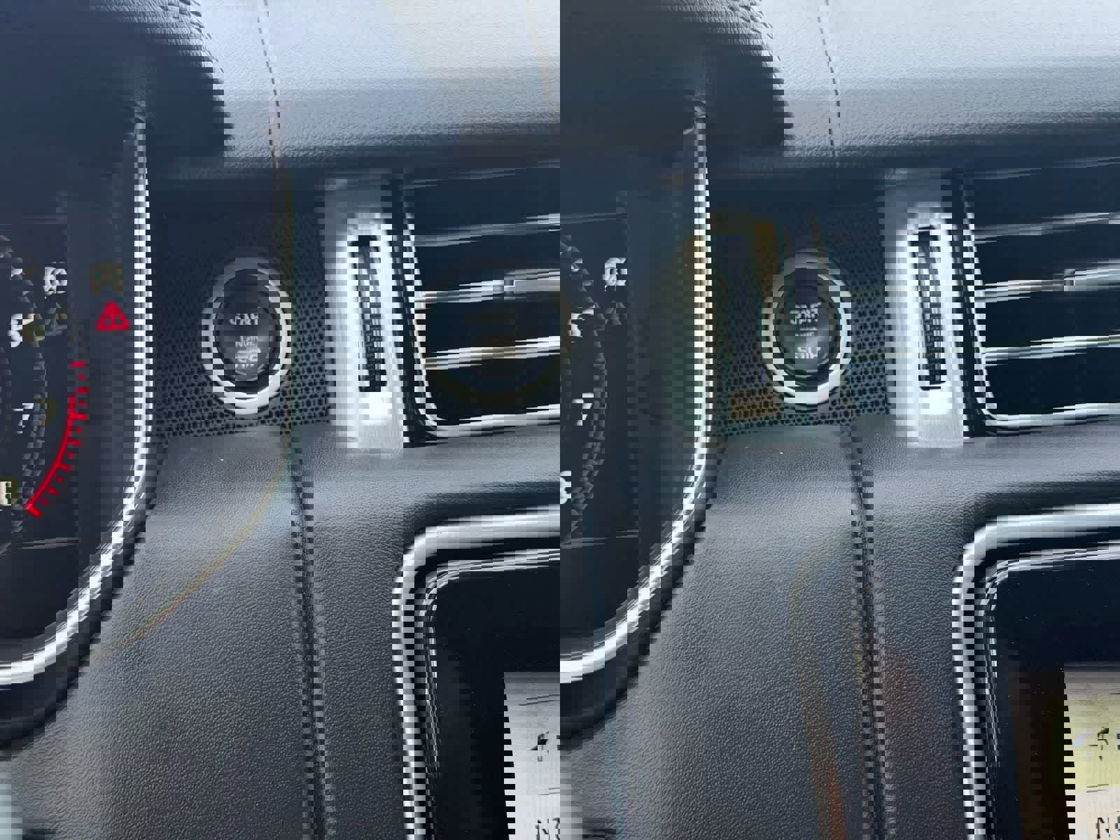 Used 2020 Land Rover Range Rover HSE image 26