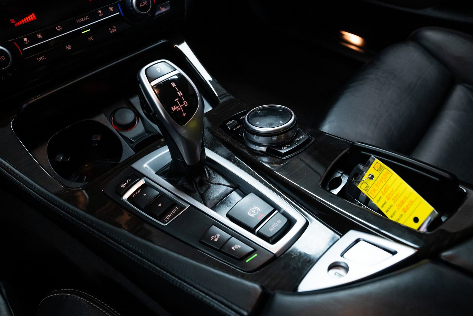Used 2015 BMW 550i xDrive Sedan image 15