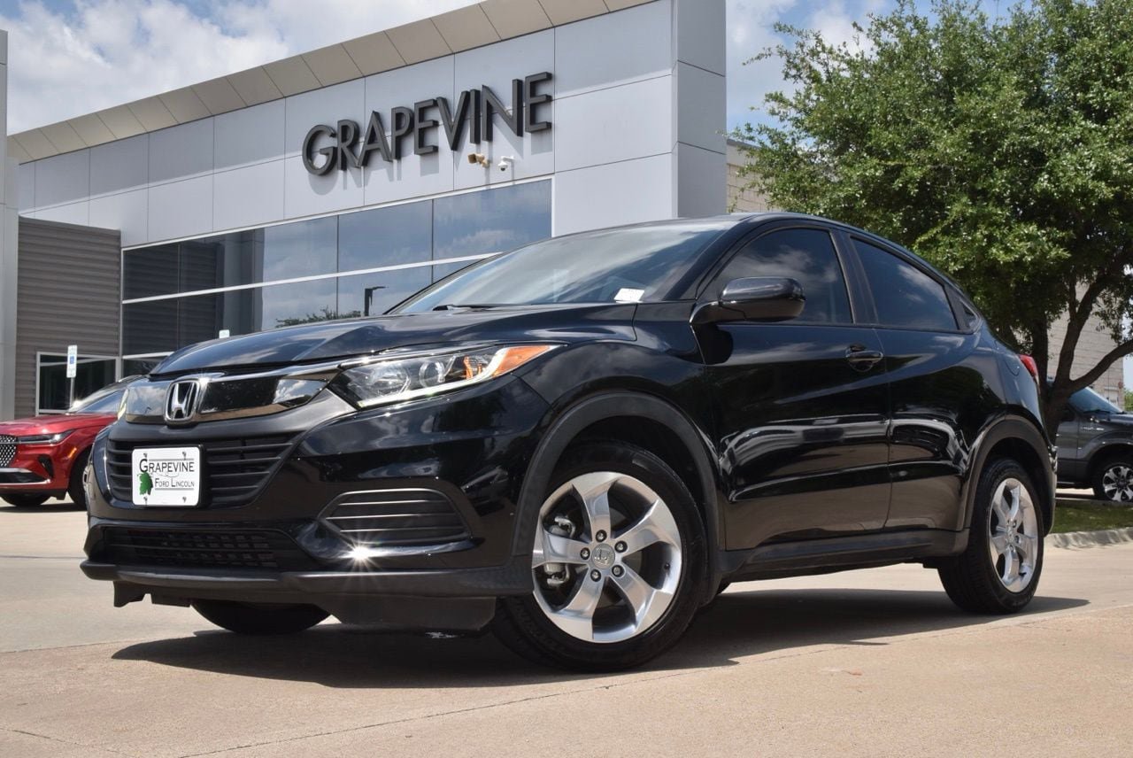 Used 2022 Honda HR-V LX image 2