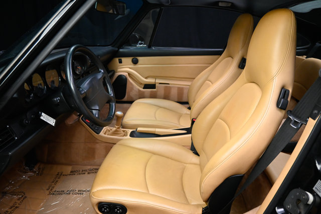 Used 1995 Porsche 911 Carrera RWD image 43