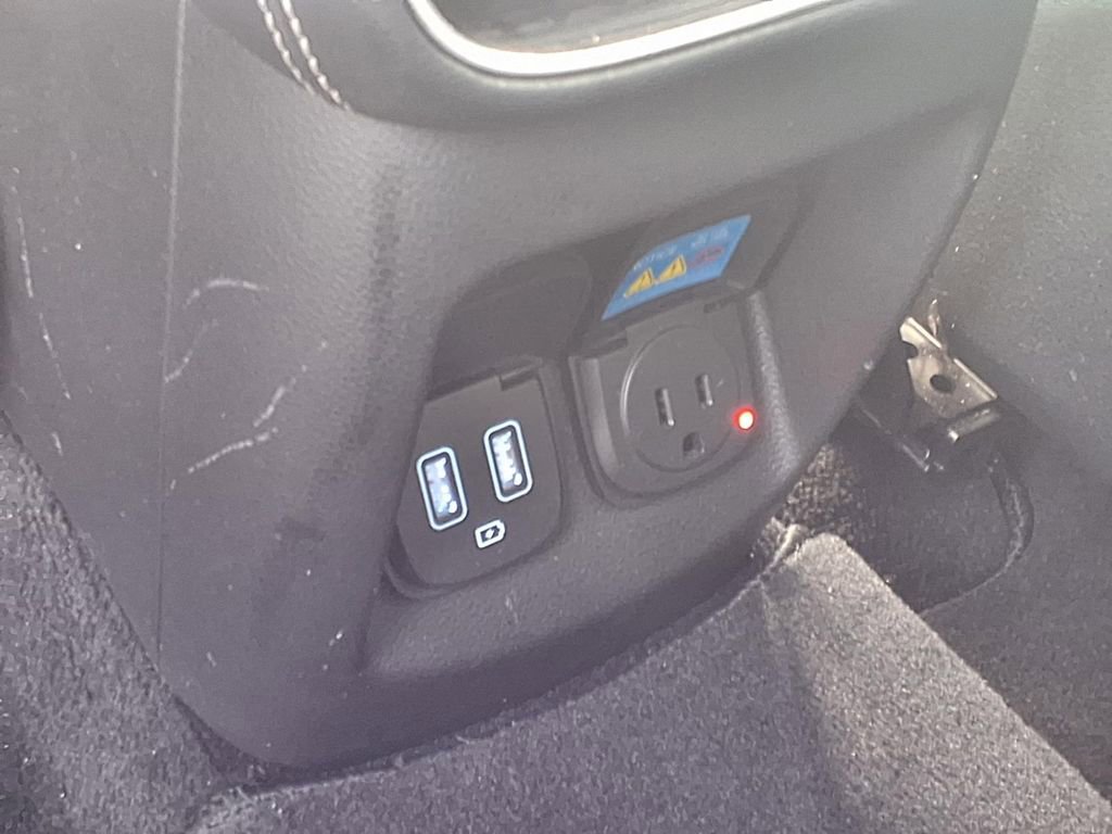 Used 2024 Genesis GV80 2.5T image 25