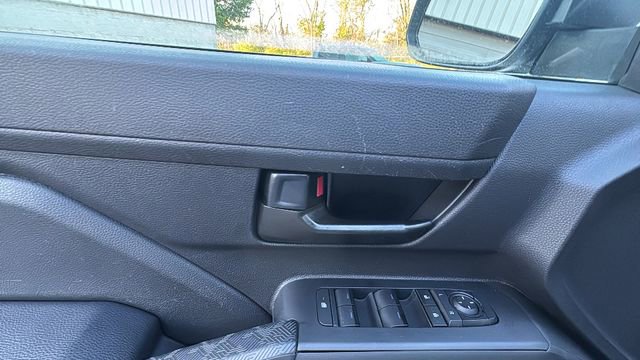 Used 2024 Toyota Tacoma SR5 AWD/4WD image 14