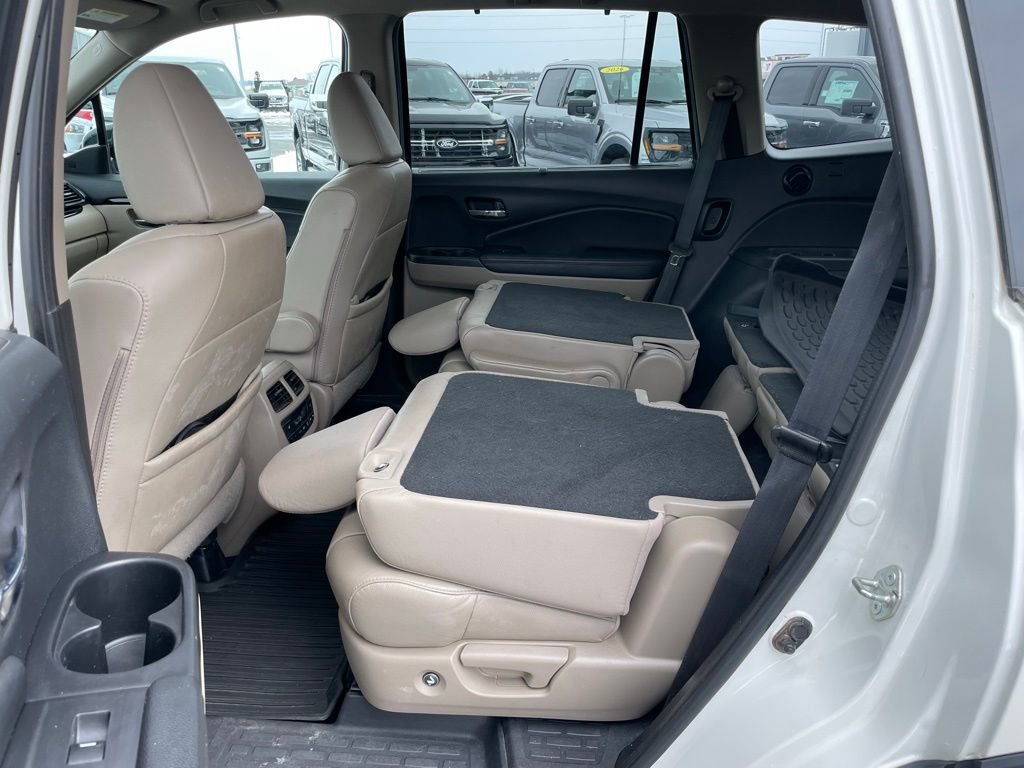 Used 2019 Honda Pilot Touring image 53
