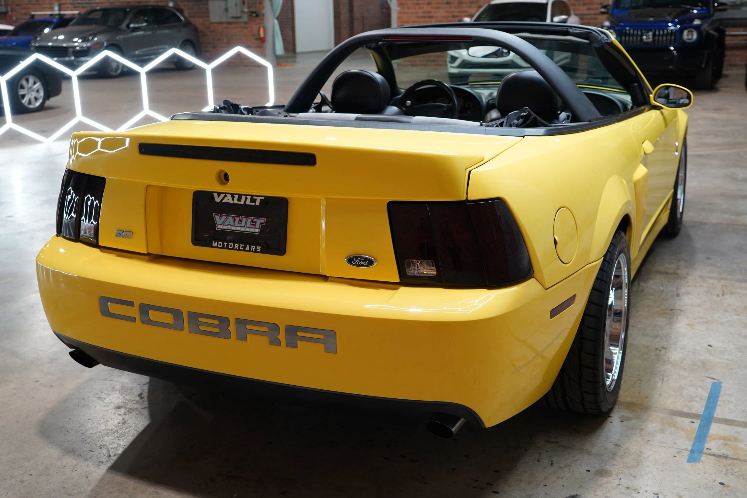 Used 2003 Ford Mustang Cobra image 17