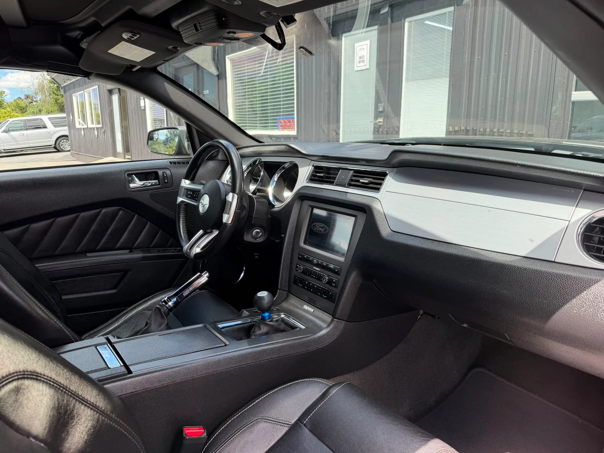 Used 2014 Ford Mustang GT w/ Electronics Package RWD image 34