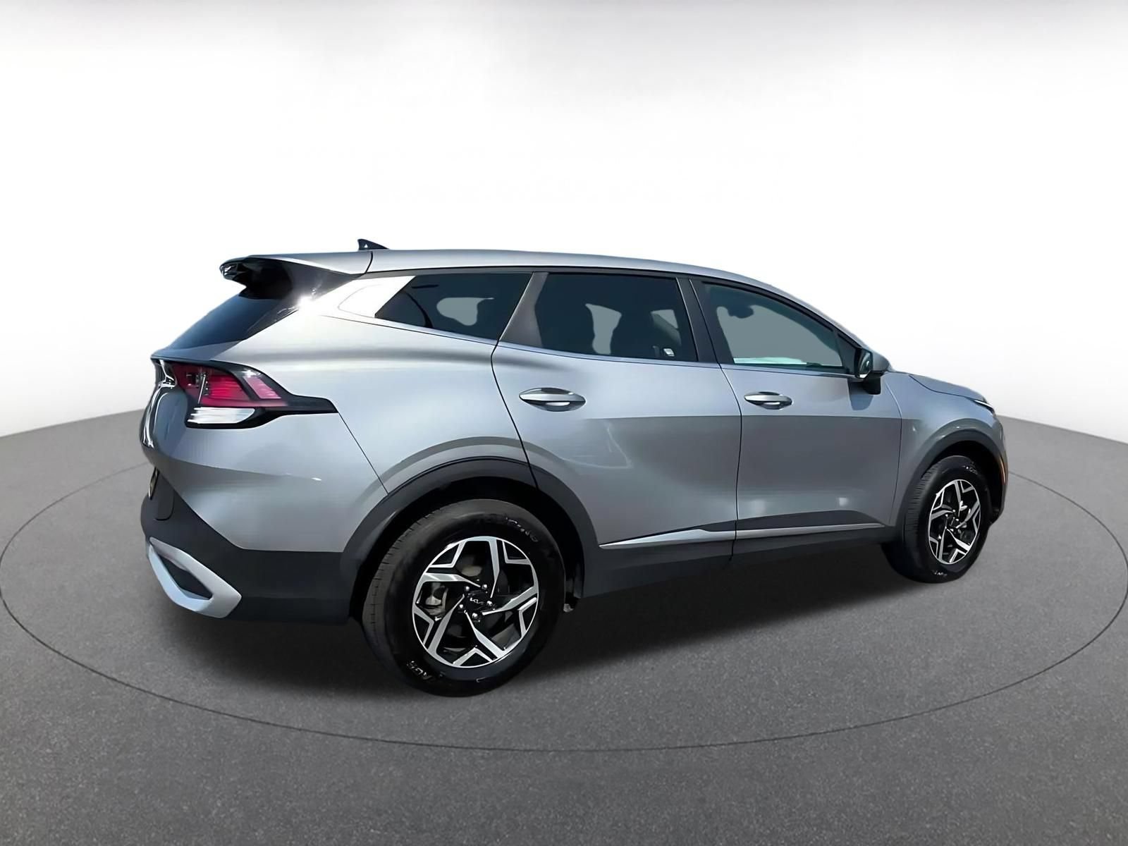 Used 2023 Kia Sportage LX AWD/4WD image 14
