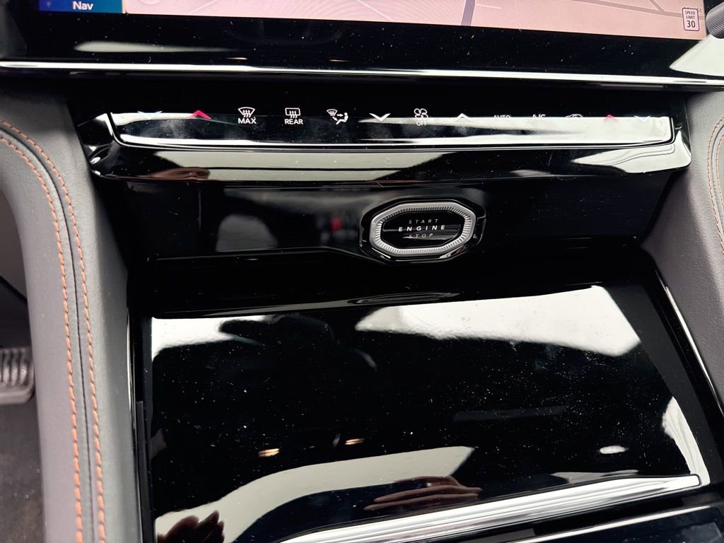 New 2026 Jeep Grand Cherokee L Summit AWD/4WD image 16