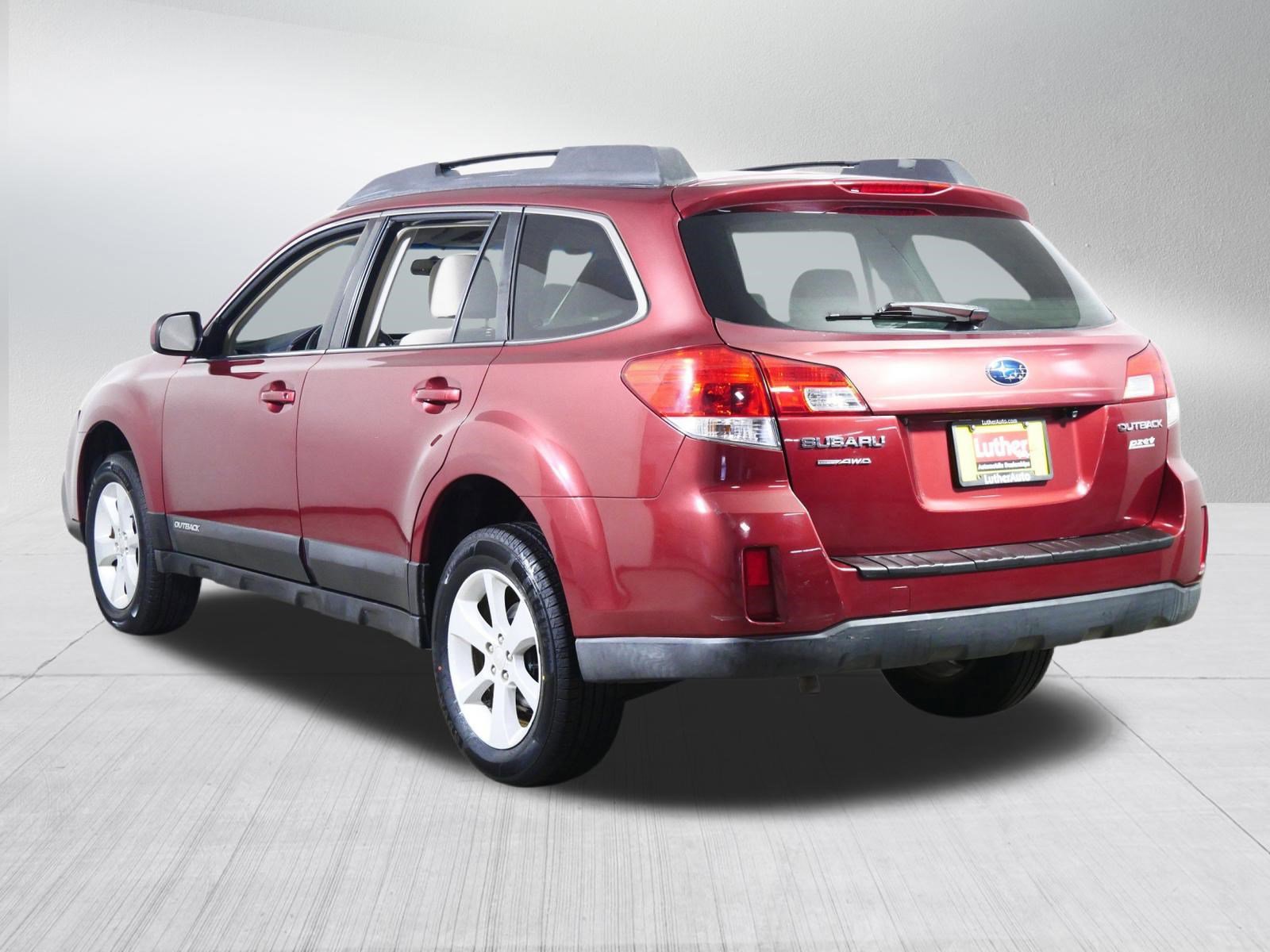 Used 2013 Subaru Outback 2.5i Premium image 5