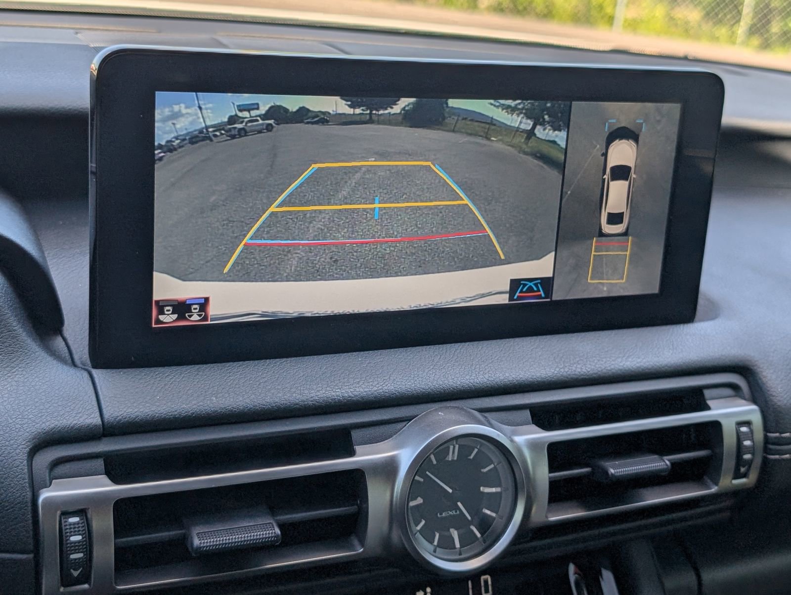 Used 2022 Lexus IS 350 F Sport RWD image 19