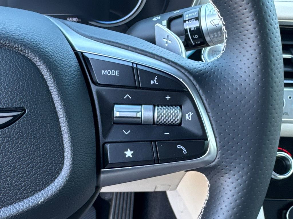 Used 2026 Genesis G70 2.5T RWD image 25