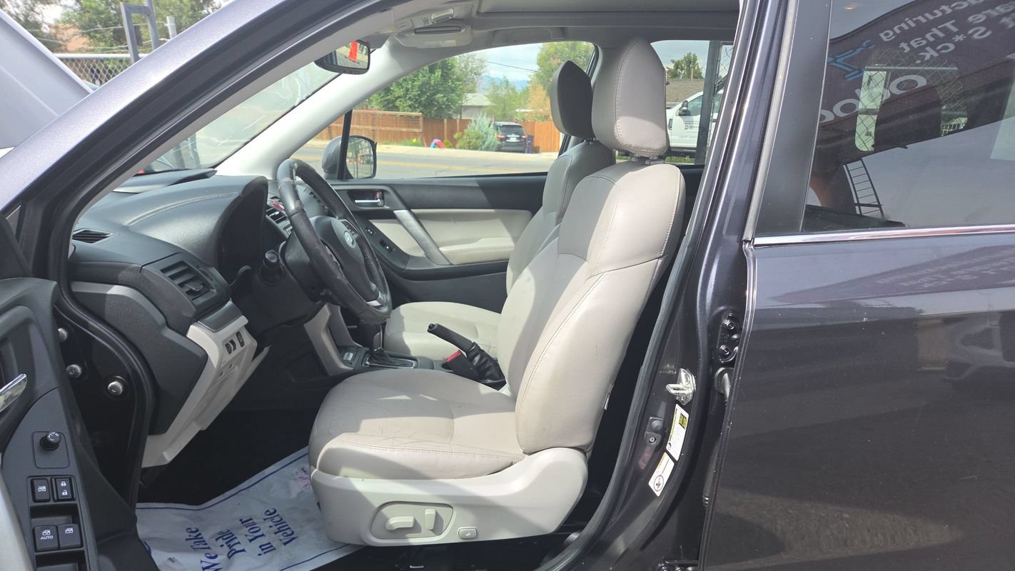 Used 2015 Subaru Forester 2.5i Touring w/ Eyesight & Navigation System AWD/4WD image 18