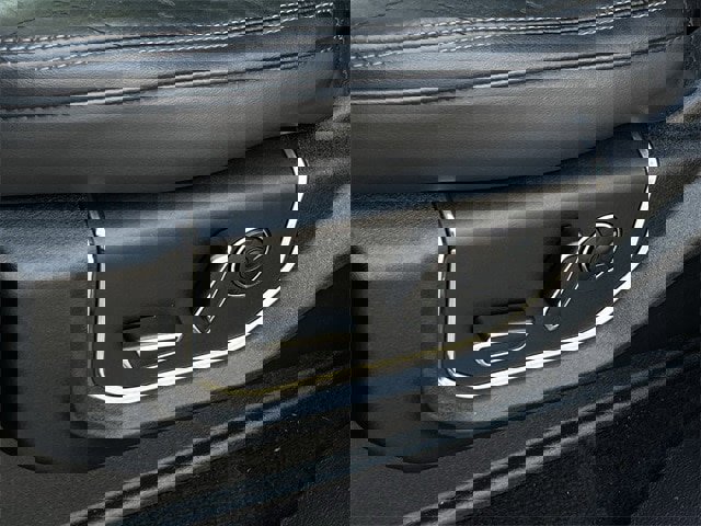 Used 2019 Ford Expedition Platinum image 30