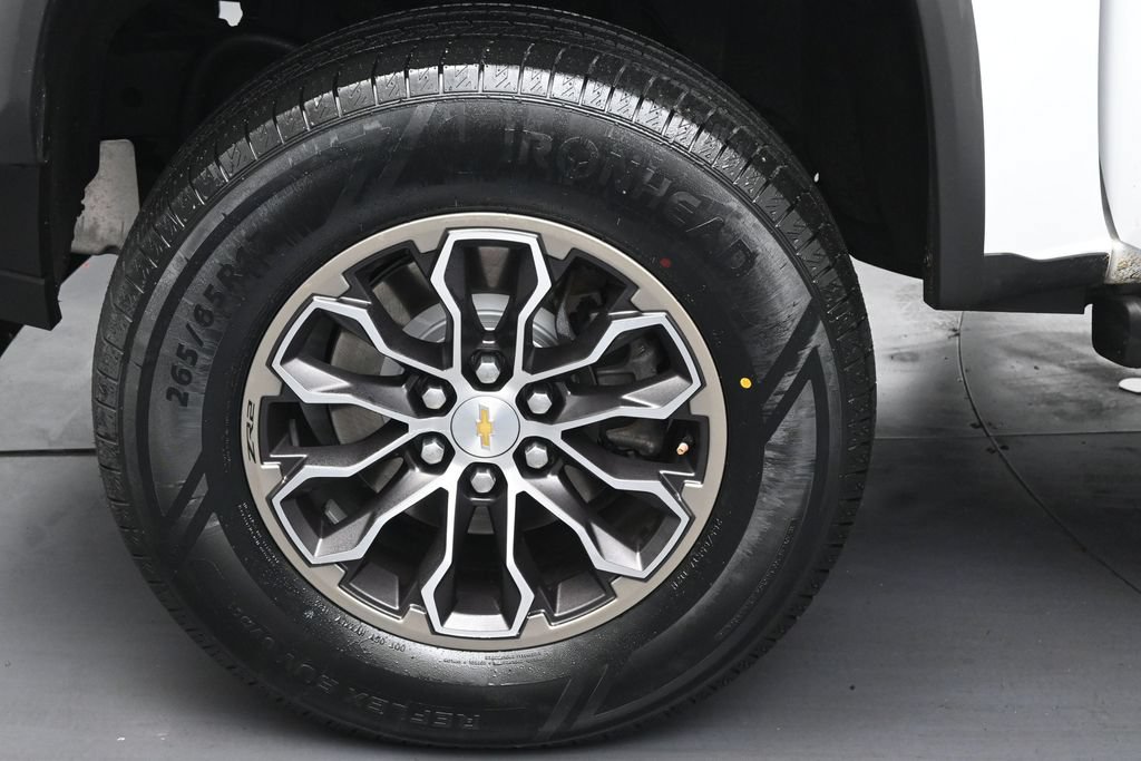 Used 2022 Chevrolet Colorado ZR2 AWD/4WD image 36