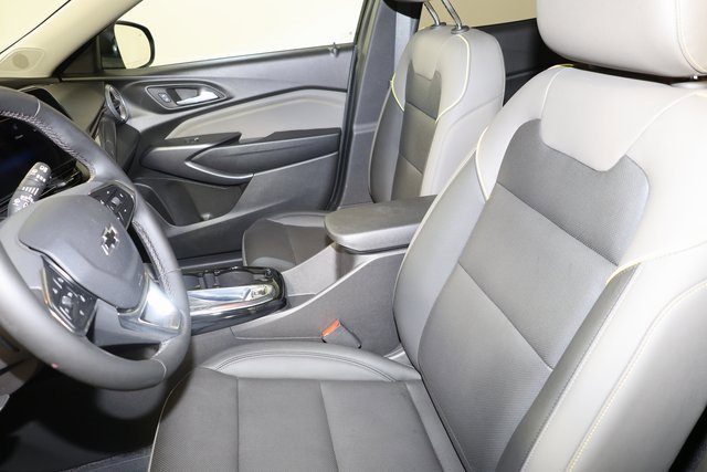Used 2024 Chevrolet Trax ACTIV w/ Sunroof Package image 26