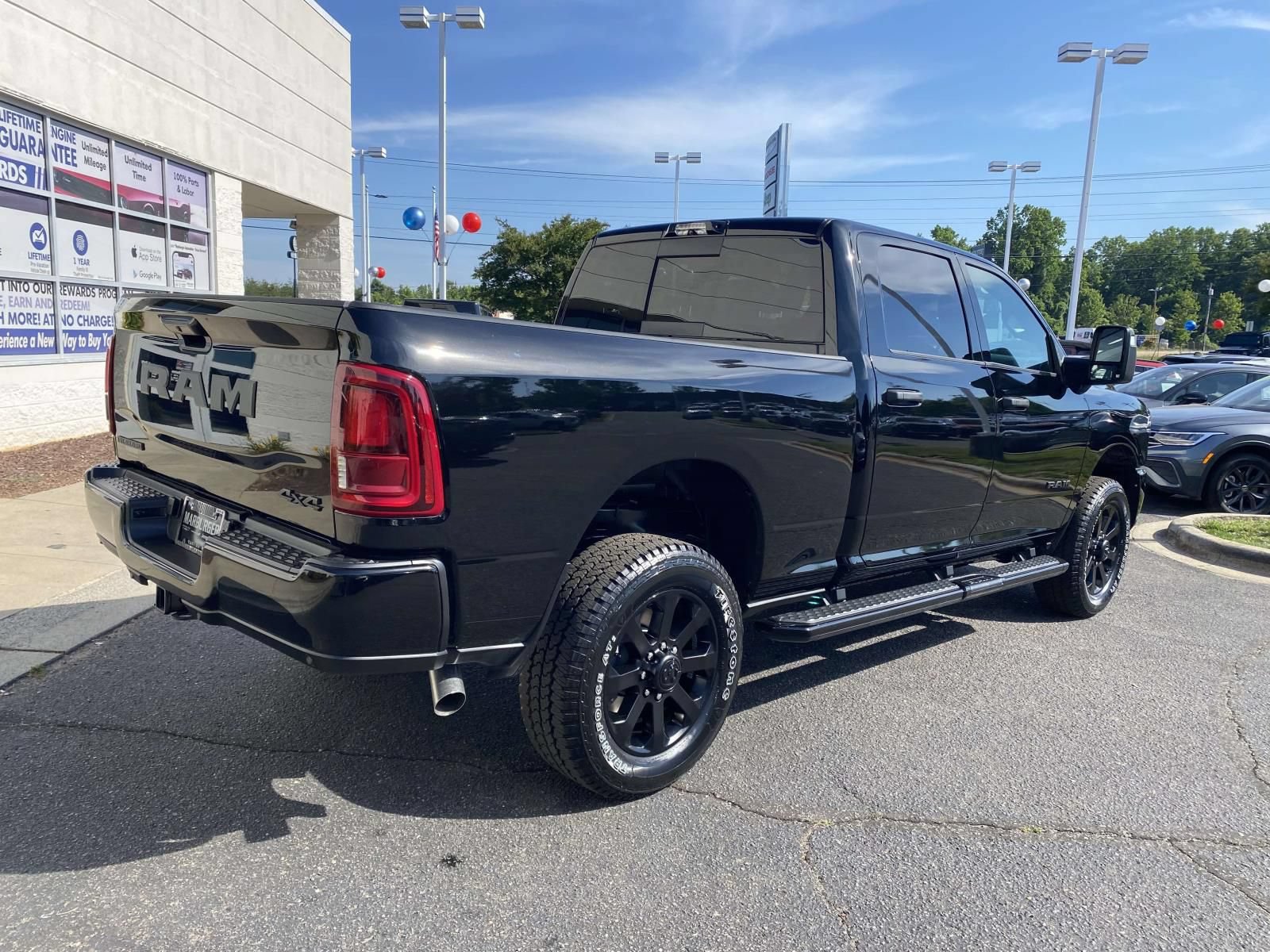 New 2026 RAM 2500 Big Horn AWD/4WD image 7