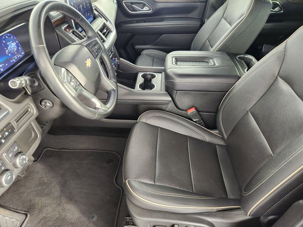Used 2023 Chevrolet Tahoe Premier AWD/4WD image 13