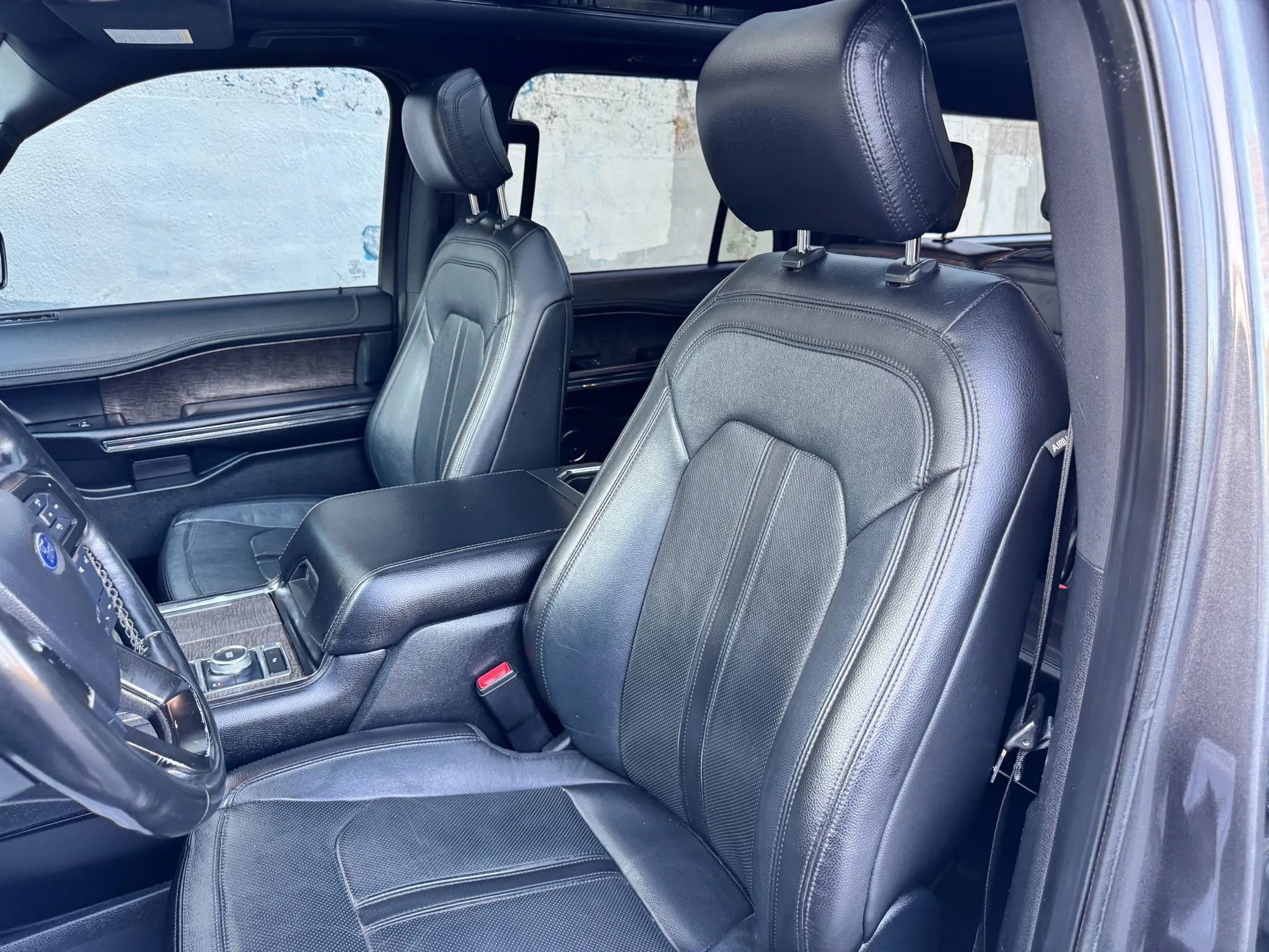 Used 2020 Ford Expedition Max Limited image 18